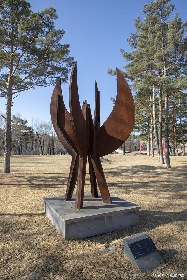 靖远锈钢板雕塑