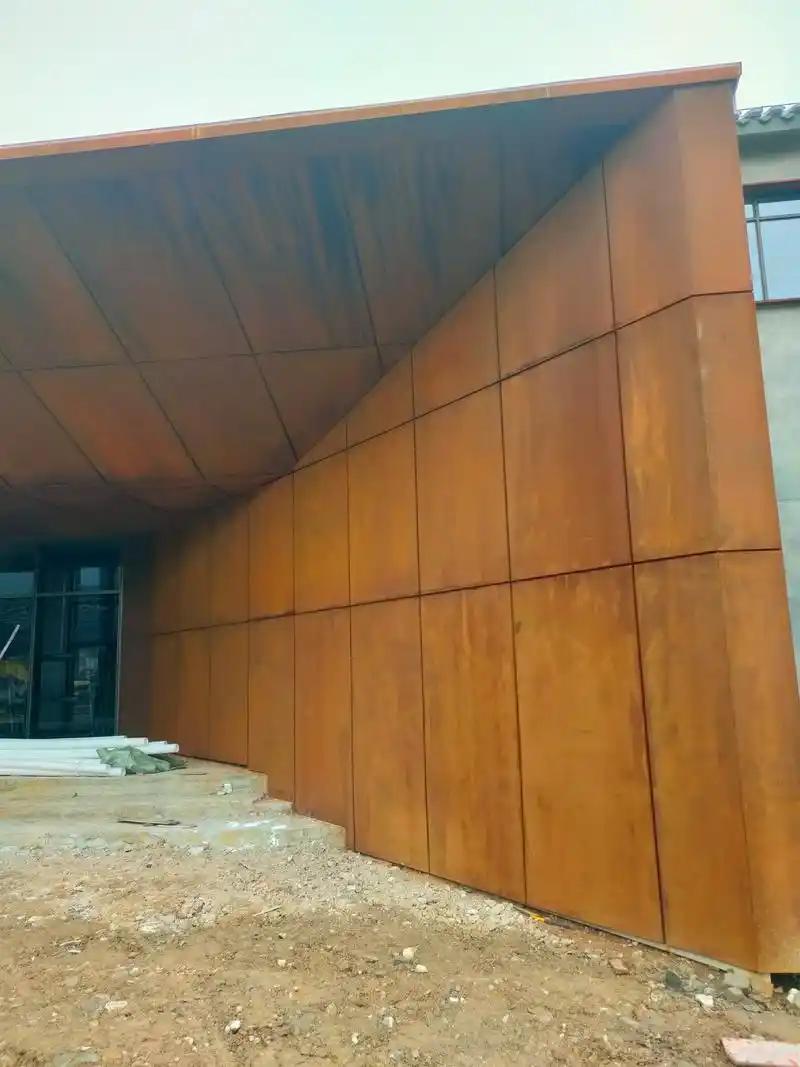 靖远锈钢板幕墙